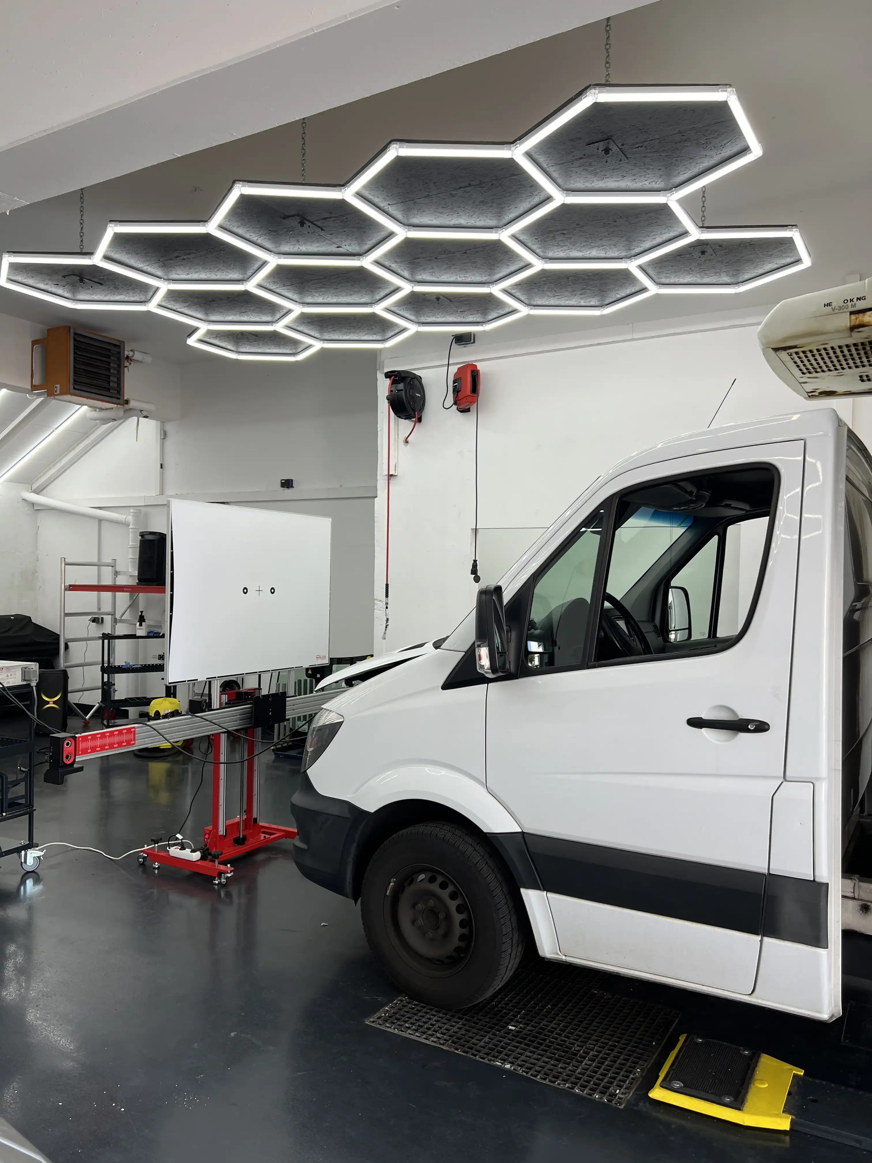 ADAS Kalibrierung - Professionelle Technologie