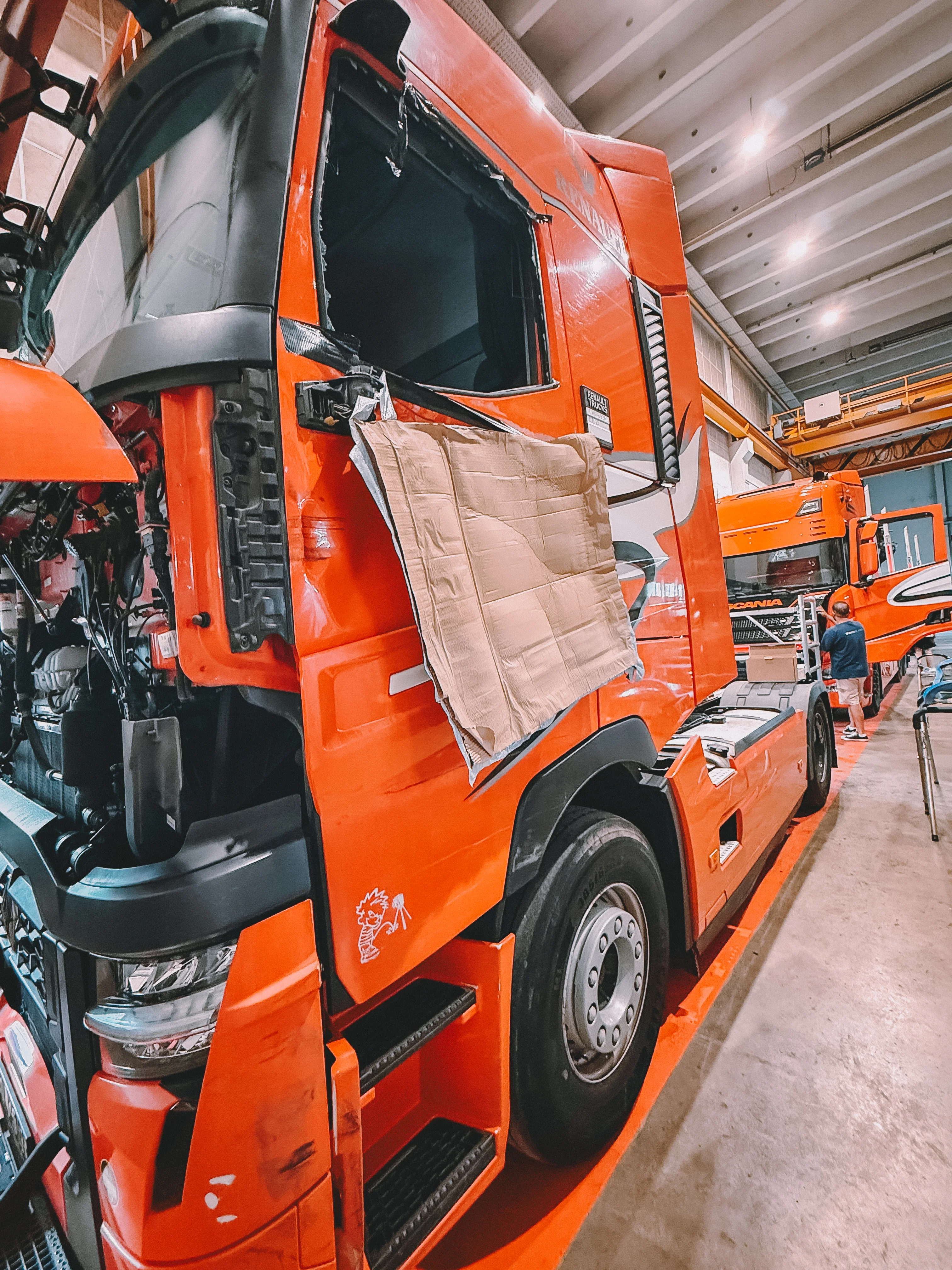 LKW Autoglasservice - Professionelle Arbeit